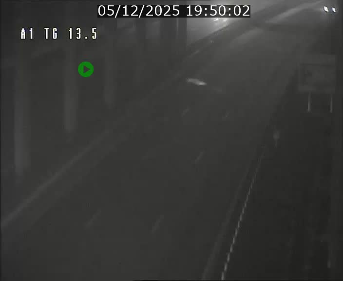 Traffic live webcam Luxembourg Senningen - A1 direction Luxembourg - BK 13.5