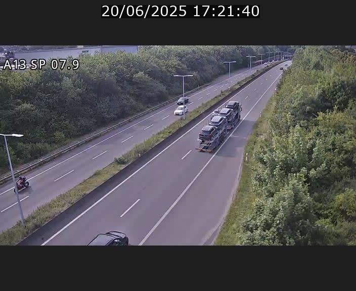 Traffic live webcam Luxembourg Jonction Lankelz - A13 direction Pétange - BK 7.9