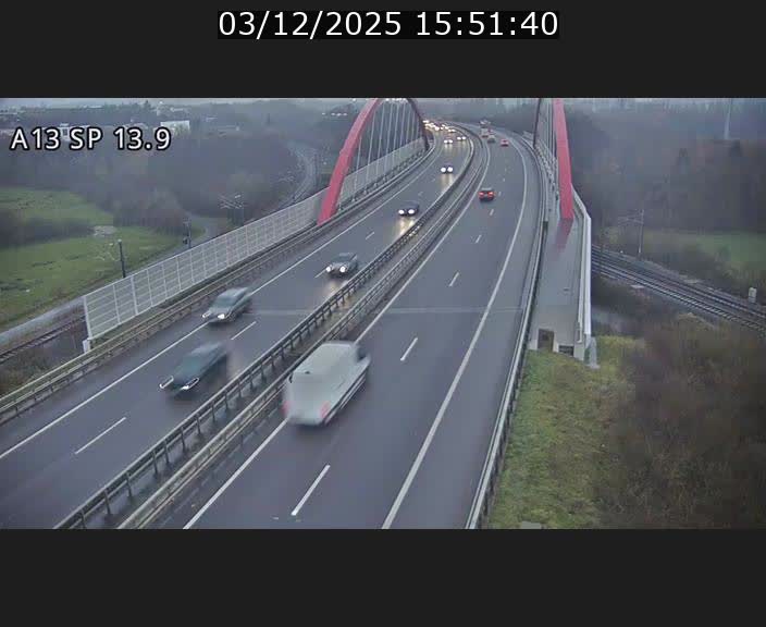 Traffic live webcam Luxembourg Kayl - A13 direction Esch-sur-Alzette/Luxembourg-ville - BK 13.9