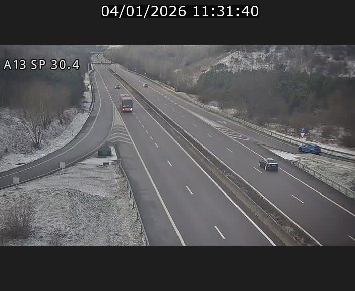Traffic live webcam Luxembourg Altwies - A13 direction Luxembourg-ville - BK 30.4
