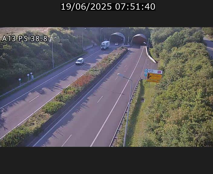 Webcam autoroute A13 à l'entrée ouest du tunnel Markusbierg à Schengen. Vue orientée vers Mondorf-les-Bains