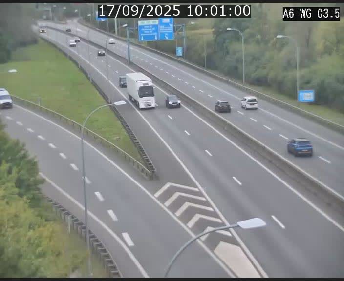 Traffic live webcam Luxembourg - Croix de Cessange - A6 - BK 3.5 - direction France/Allemagne