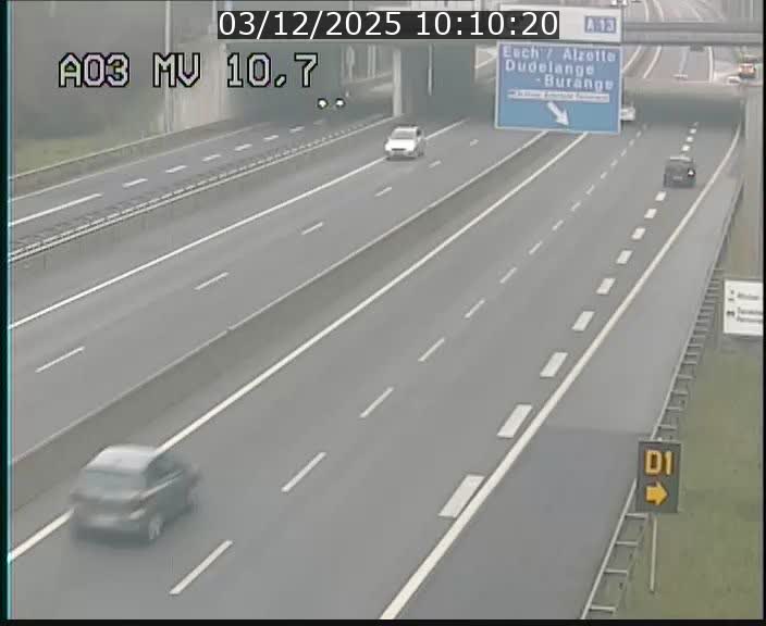 Traffic live webcam Luxembourg Croix de Bettembourg - A3 - BK 10.7 - direction France