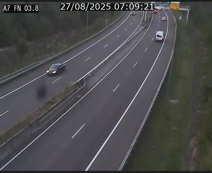 Caméra autoroute Luxembourg A7 - Passage à gibier Rëngelbour - direction Tunnel Stafelter