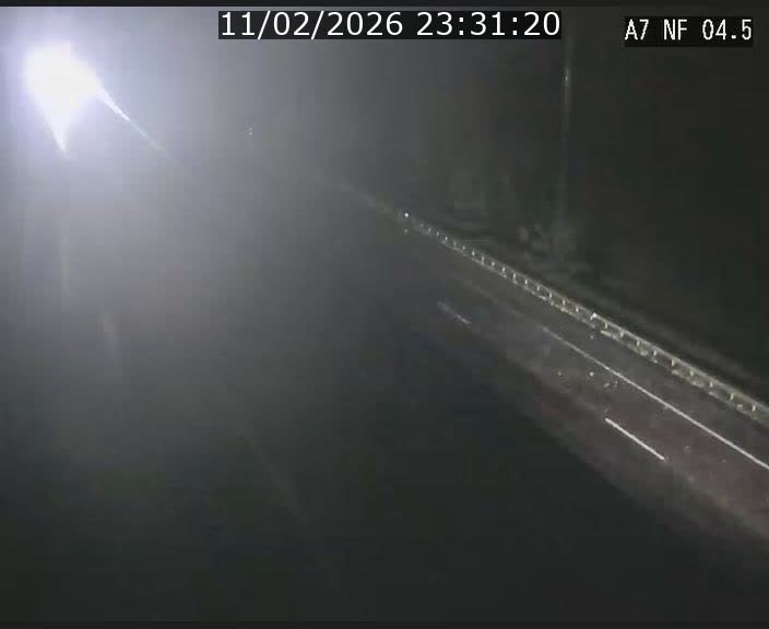 Caméra autoroute Luxembourg A7 - Passage à gibier Rëngelbour - direction Tunnel Grouft