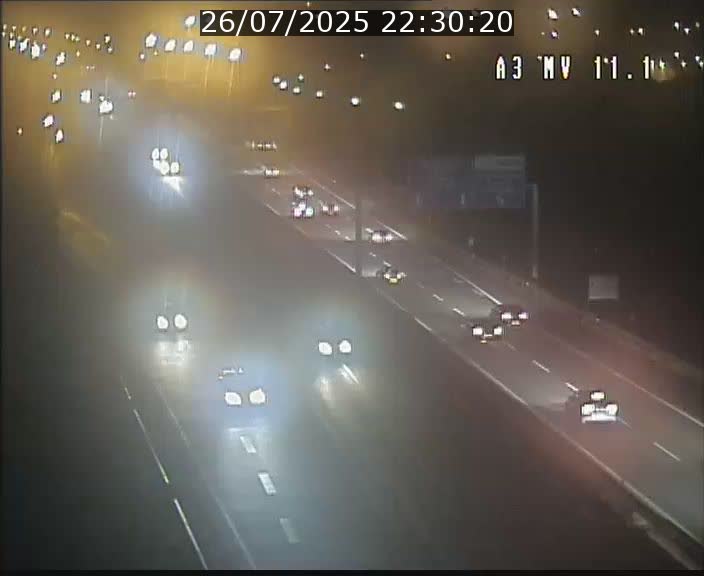 Traffic live webcam Luxembourg Croix de Bettembourg A3 - BK 11.1 - direction Luxembourg-ville