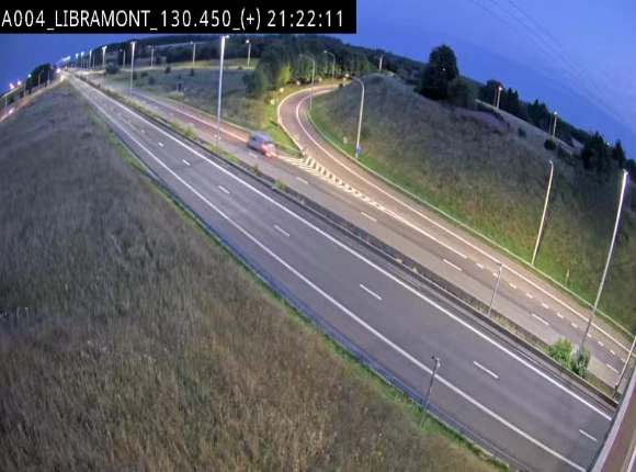 Webcam à Libramont sur l'E411 à la jonction avec la N89 menant vers Bouillon et la France. Vue orientée vers Arlon