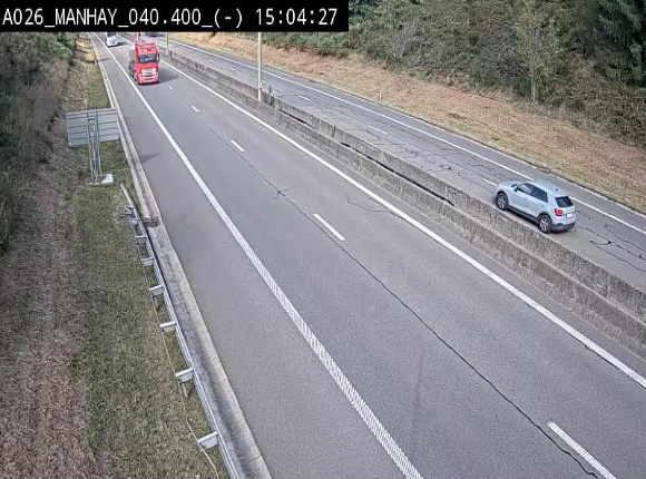 Webcam autoroute A26/E25 à hauteur de Manhay, après la jonction avec la N651 en direction de Liège - BK 40.4