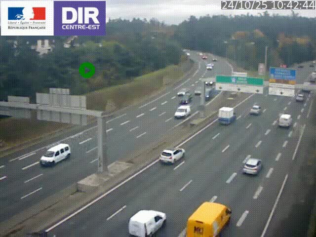 Caméra de circulation routière sur le boulevard périphérique Laurent Bonnevay de Lyon (D383) à hauteur de Bron, avant la jonction avec l'A43. Vue orientée vers l'échangeur