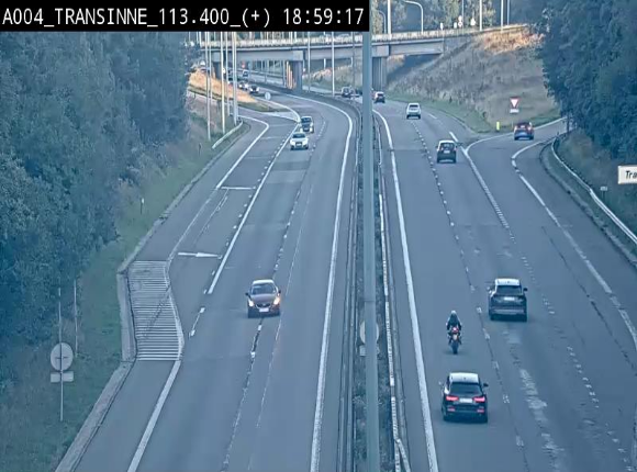 Webcam dans les Ardennes sur l'E411 à hauteur de Transinne. Vue orientée vers le sud de la Belgique
