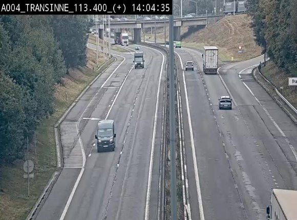 Webcam dans les Ardennes sur l'E411 à hauteur de Transinne. Vue orientée vers le sud de la Belgique