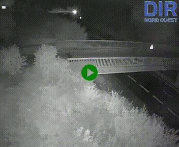 Webcam sur A84 à hauteur de Pont-Farcy, au niveau du pont autoroutier sur la Vire, au sud de Saint-Lô