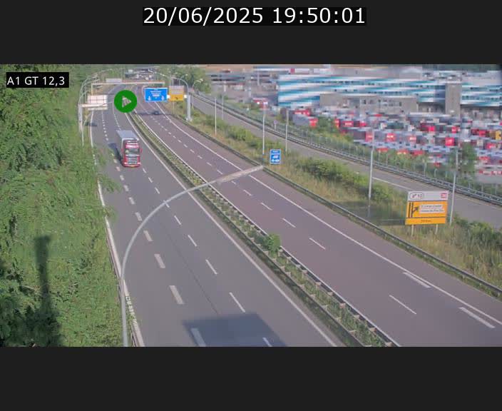 Traffic live webcam Luxembourg Senningerberg - A1 direction Allemagne - BK 12.3