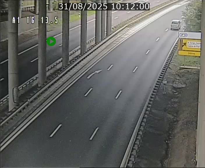 Traffic live webcam Luxembourg Senningen - A1 direction Luxembourg - BK 13.5