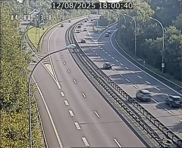 Webcam traffic A4 Luxembourg - BK 3.8 - Leudelange (direction Esch sur Alzette)