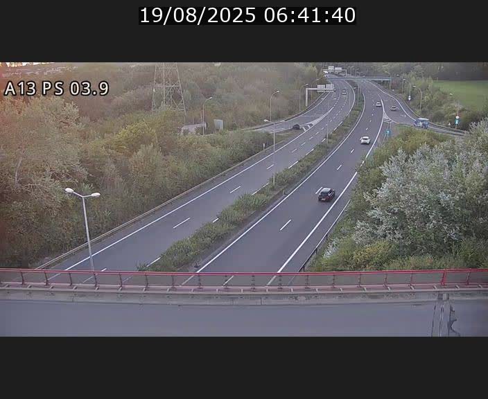 Traffic live webcam Luxembourg Differdange - A13 direction Esch-sur-Alzette - BK 3.9