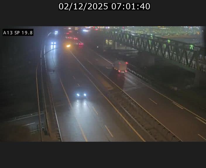 Traffic live webcam Luxembourg Croix de Bettembourg - A13 direction Esch-sur-Alzette - BK 19.8