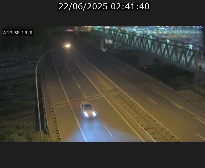 Traffic live webcam Luxembourg Croix de Bettembourg - A13 direction Esch-sur-Alzette - BK 19.8
