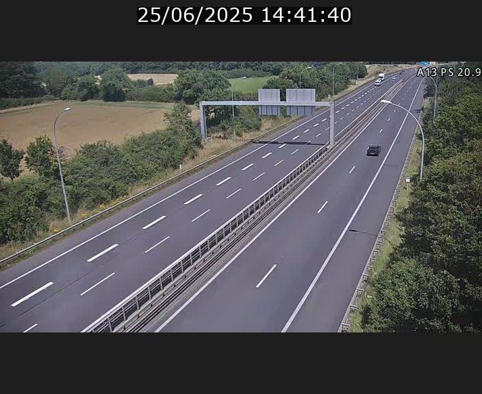 Traffic live webcam Luxembourg Croix de Bettembourg, rond-point d'Hellange - A13 direction Allemagne - BK 20.9