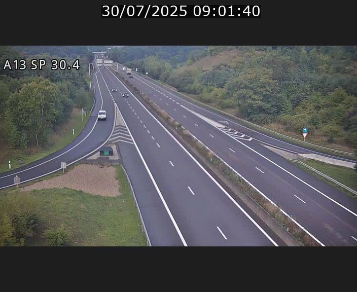 Traffic live webcam Luxembourg Altwies - A13 direction Luxembourg-ville - BK 30.4