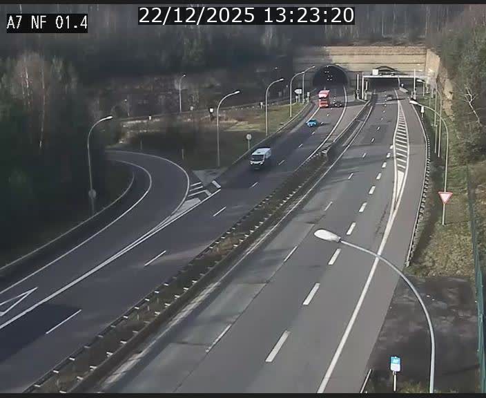 Caméra autoroute Luxembourg A7 - Echangeur Waldhaff - direction Tunnel Stafelter