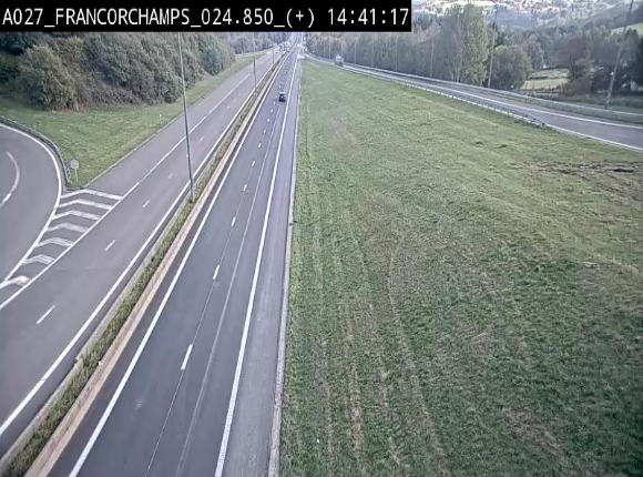 Caméra autoroutière à proximité du circuit de Spa-Francorchamps à Stavelot sur l'A27/E42
