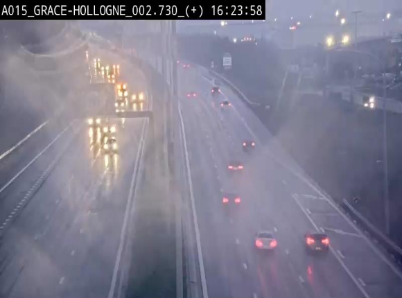 Webcam E42/A15 à Grâce-Hollogne, à proximité de la jonction avec l'A604. Vue orientée vers Namur