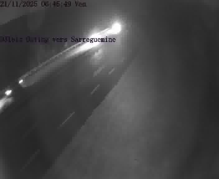 Webcam installée le long de D31bis (France) à Oeting, pointée vers Sarreguemines, utile pour suivre précisément les conditions de trafic.