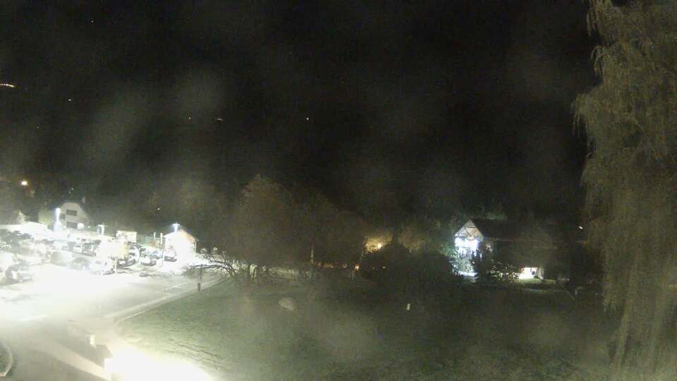 Webcam au niveau de la mairie du village du Bourg d'Oisans, aux pieds de l'Alpe d'Huez et aux portes du parc des Écrins