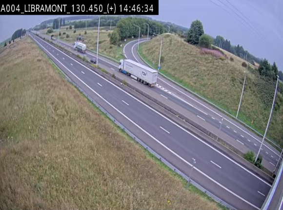 Webcam à Libramont sur l'E411 à la jonction avec la N89 menant vers Bouillon et la France. Vue orientée vers Arlon