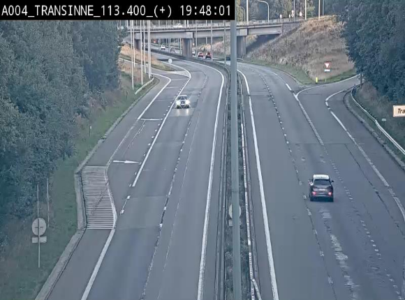 Webcam dans les Ardennes sur l'E411 à hauteur de Transinne. Vue orientée vers le sud de la Belgique