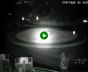 Webcam au nord d'Ax-les-Thermes au niveau de l'aire de chaînage de la N20. Vue orientée vers les Pyrénées, en direction de Pas de la Case
