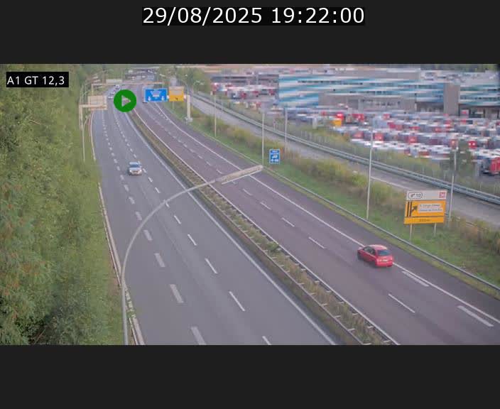 Traffic live webcam Luxembourg Senningerberg - A1 direction Allemagne - BK 12.3