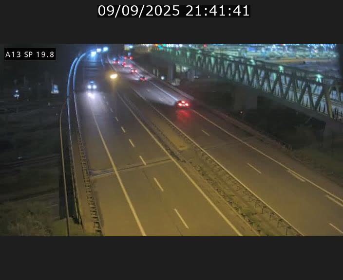 Traffic live webcam Luxembourg Croix de Bettembourg - A13 direction Esch-sur-Alzette - BK 19.8