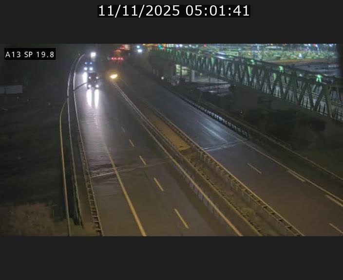 Traffic live webcam Luxembourg Croix de Bettembourg - A13 direction Esch-sur-Alzette - BK 19.8