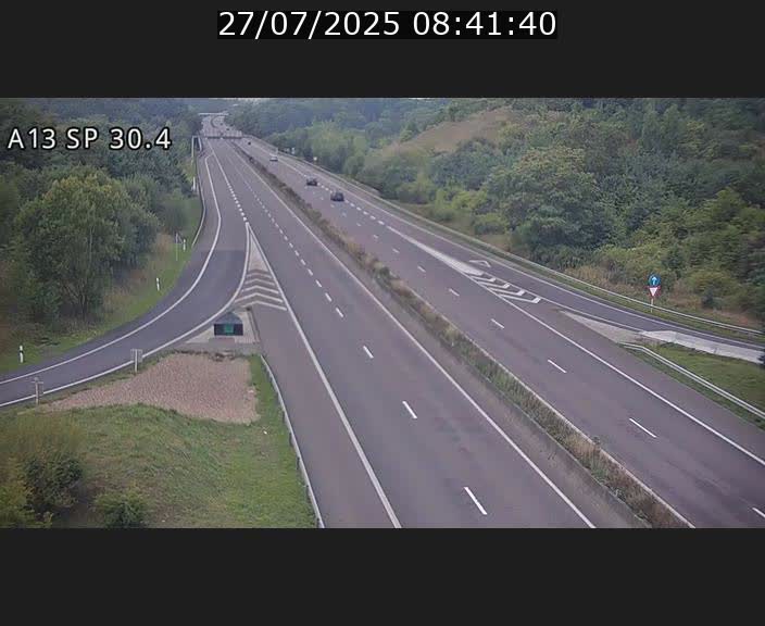 Traffic live webcam Luxembourg Altwies - A13 direction Luxembourg-ville - BK 30.4