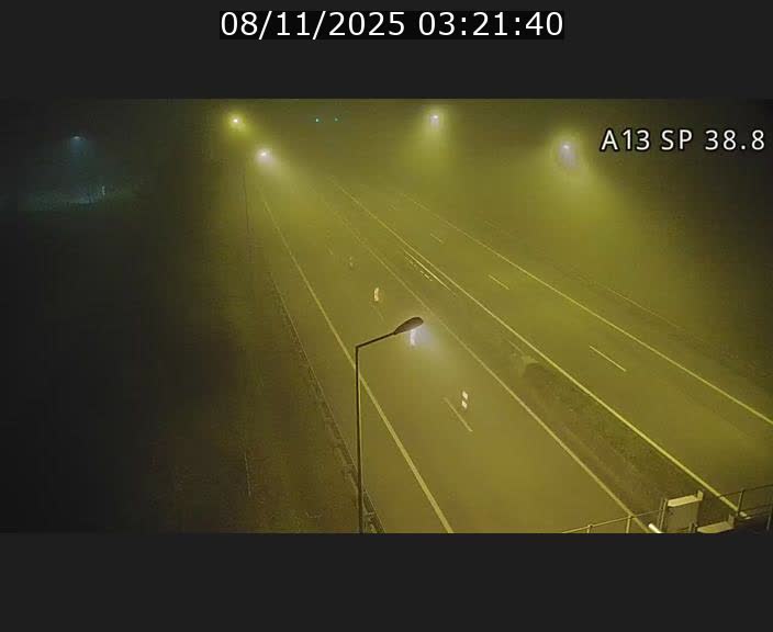 Webcam autoroute A13 à l'entrée ouest du tunnel Markusbierg à Schengen. Vue orientée vers le tunnel et l'Allemagne