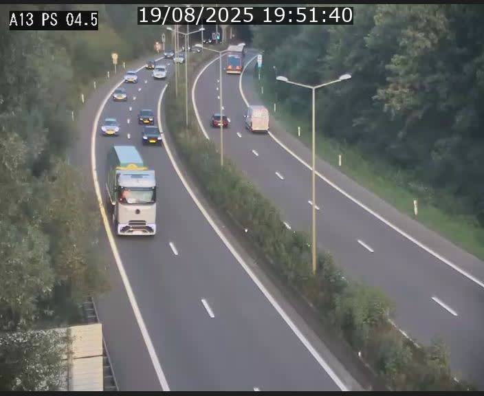 Traffic live webcam Luxembourg Differdange - A13 direction Esch-sur-Alzette - BK 4.5