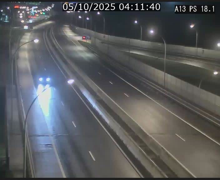 Traffic live webcam Luxembourg Dudelange - A13 direction Croix de Bettembourg - BK 18.1