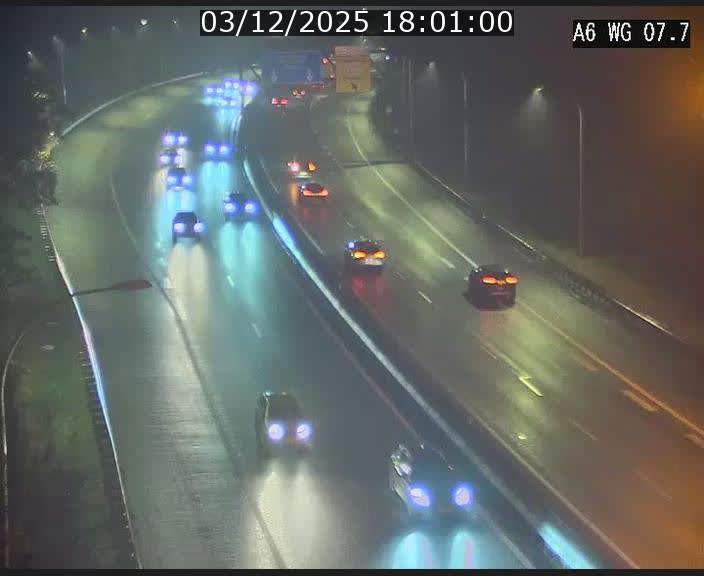 Traffic live webcam Luxembourg - Bridel - A6 - BK 7.7 - direction Belgique