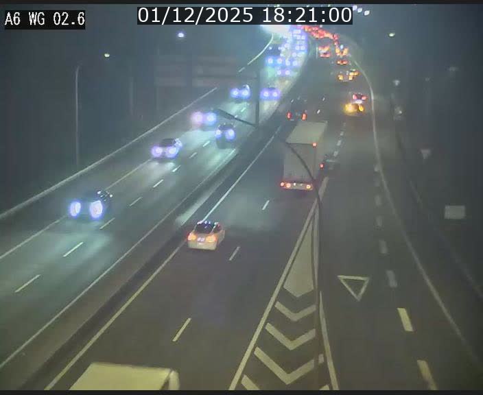 Traffic live webcam Luxembourg Croix de Cessange - A6 - BK 2.6 - direction France/Allemagne