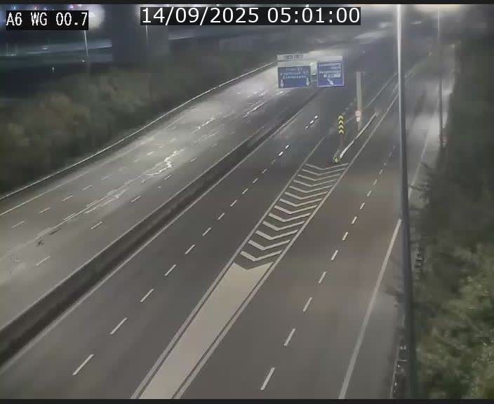 Traffic live webcam Luxembourg Croix de Cessange - A6 - BK 0.7 - direction A3 France