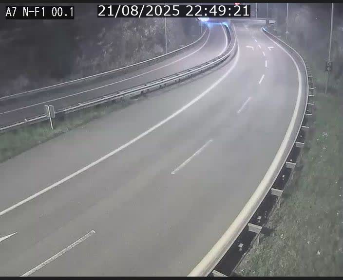 Webcam autoroute Luxembourg A7 située dans la sortie 1 Waldhof, vers la N11, avant le Tunnel Stafelter