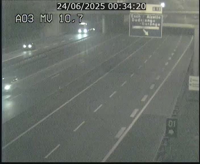 Traffic live webcam Luxembourg Croix de Bettembourg - A3 - BK 10.7 - direction France