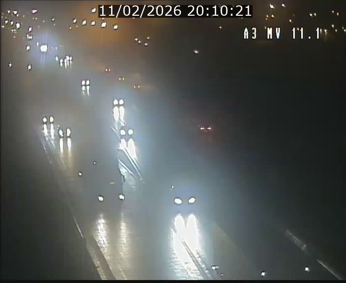 Traffic live webcam Luxembourg Croix de Bettembourg A3 - BK 11.1 - direction Luxembourg-ville