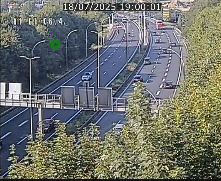 Traffic live webcam Luxembourg Hamm - A1 direction Sandweiler - BK 6.4
