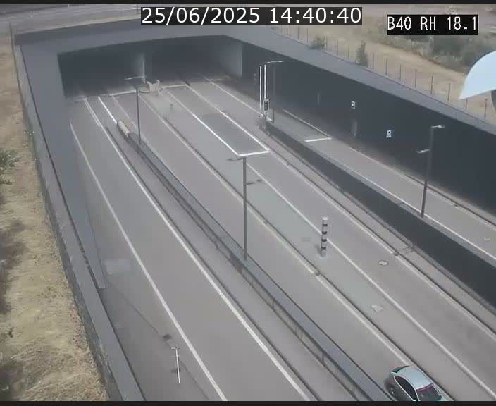 Webcam sur la route de contournement d'Esch-Belval avant le tunnel Central Gate au niveau de la porte de France et du radar fixe