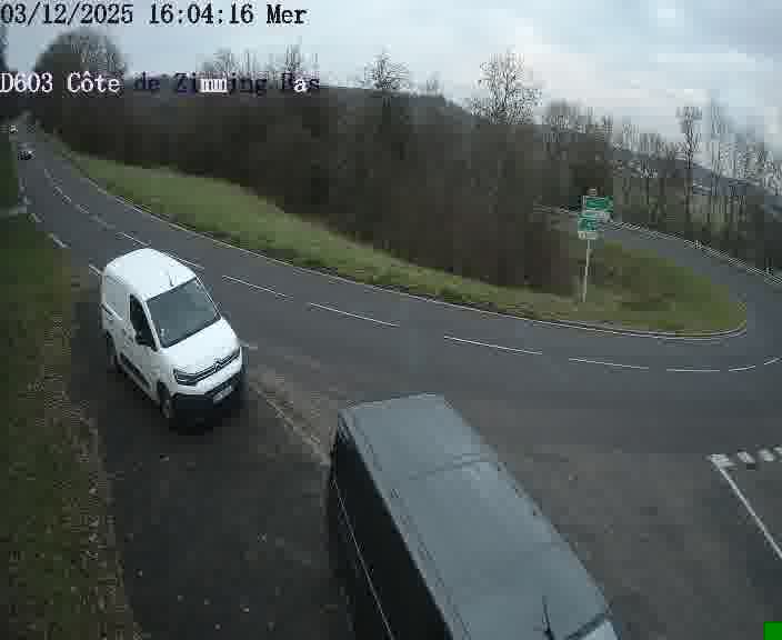 Webcam sur la D603 située dans la Côté de Zimming-bas, dans le virage en demi-tour, à la jonction avec la D74