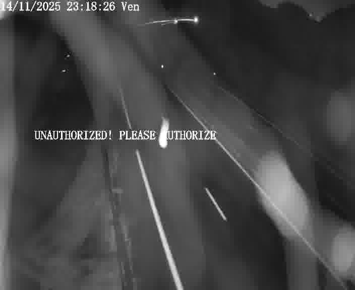 Webcam sur la D910 située dans la Côte des 4 vents. Vue orientée vers le bas, vers Saint-Avold.