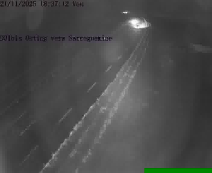 Webcam installée le long de D31bis (France) à Oeting, pointée vers Sarreguemines, utile pour suivre précisément les conditions de trafic.